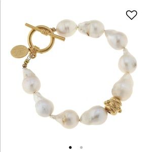 Susan Shaw White Baroque Pearl bracelet with gold plated rondel.